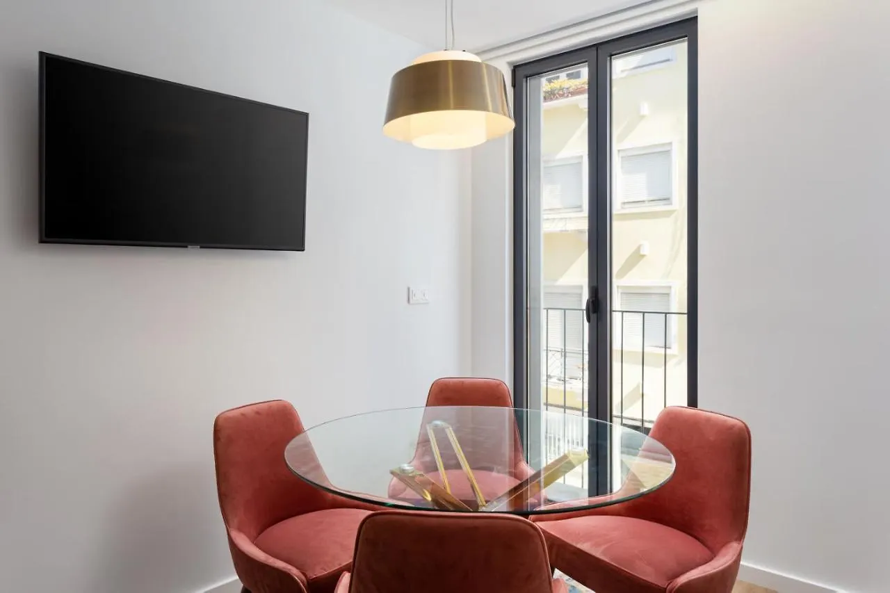 Stupendo-One Room Concept-Center-Air Conditioning-Free Park Lisboa 0*,