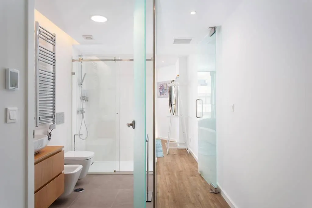 Apartment Stupendo-One Room Concept-Center-Air Conditioning-Free Park Lisbon Portugal